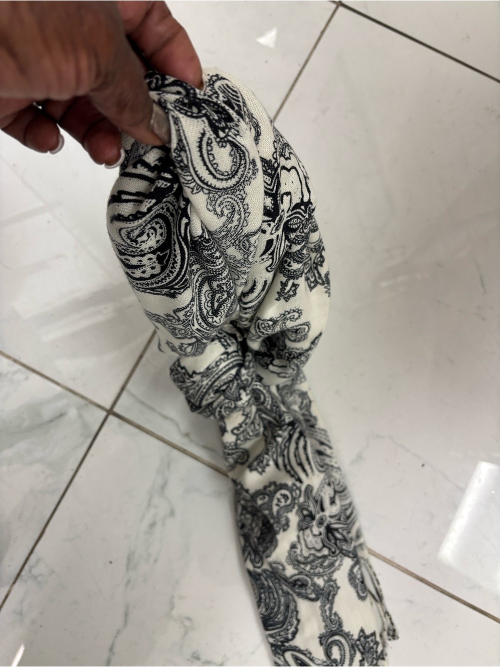 Black & White Paisley Knotted Headband - unisex